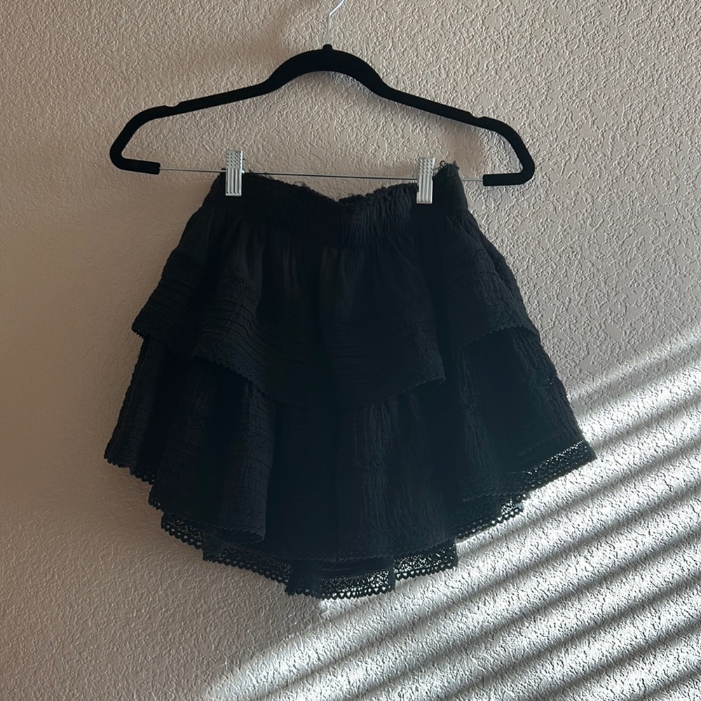 Black aerie skirt
